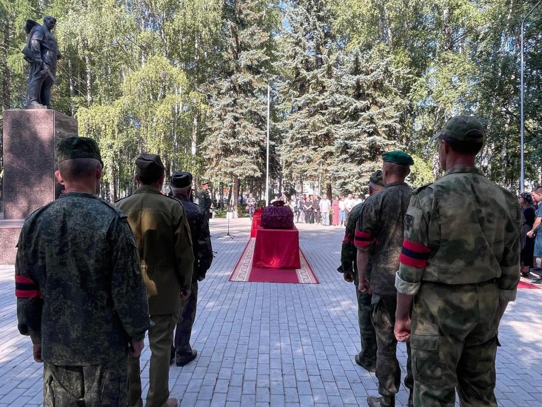 Александров Максим Петрович